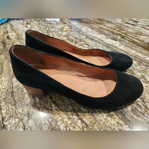 Madewell black suede pumps 8.5 GUC